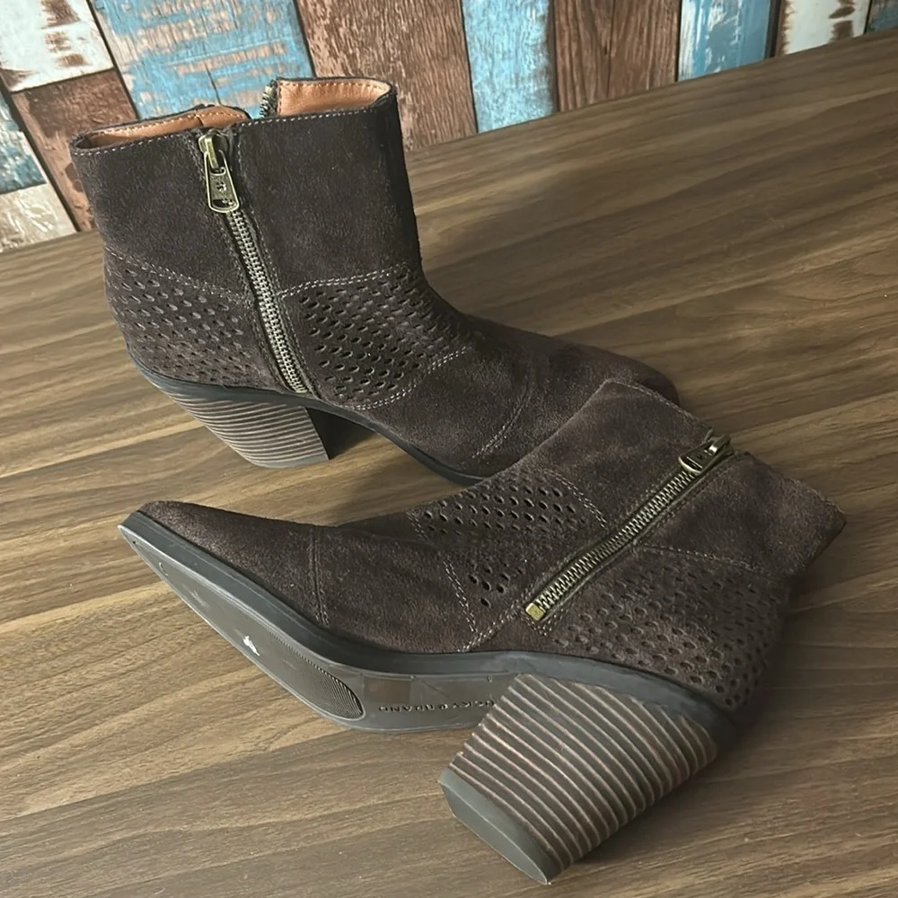Lucky brand 8 leatherr zip ankle boots - Picture 11 of 14